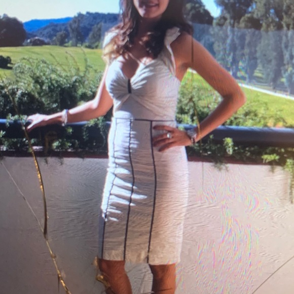 Nicole Miller Collection Ruched Halter Dress- Sz 4 - Picture 4 of 4